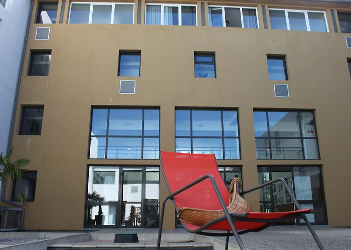 Comfort Suites Pau Idron