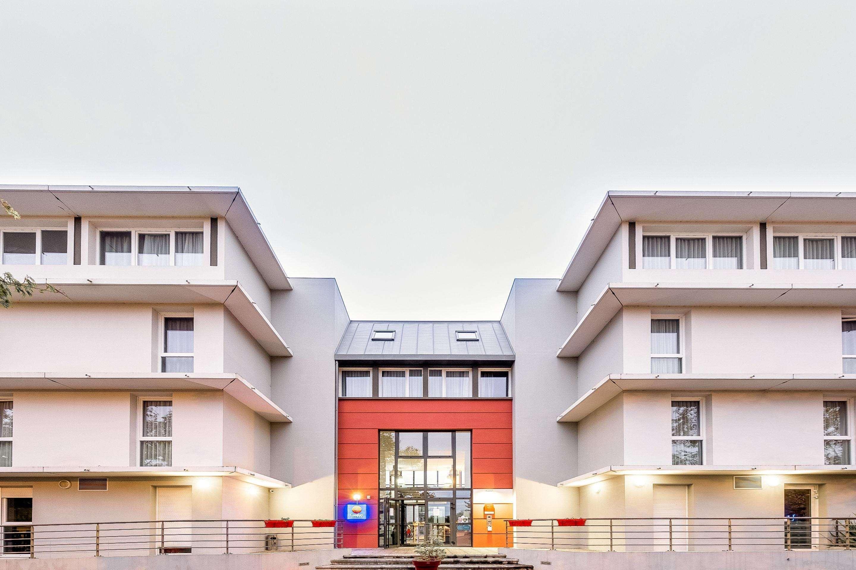 Aparthotel Comfort Pau 3*