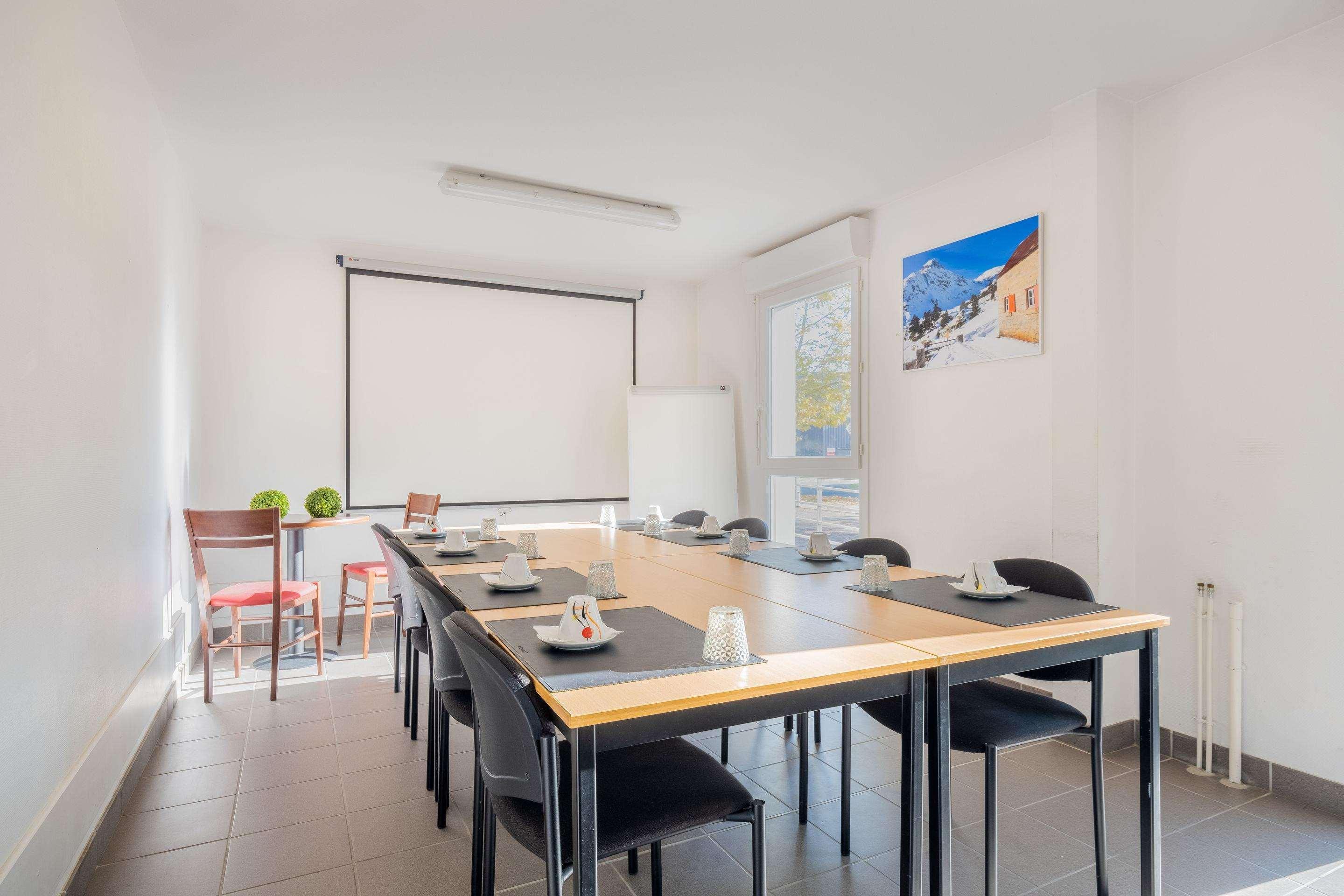 Comfort Pau Aparthotel