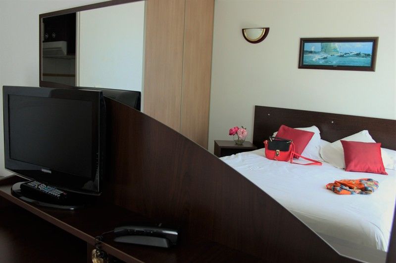 Aparthotel Comfort Pau 3*