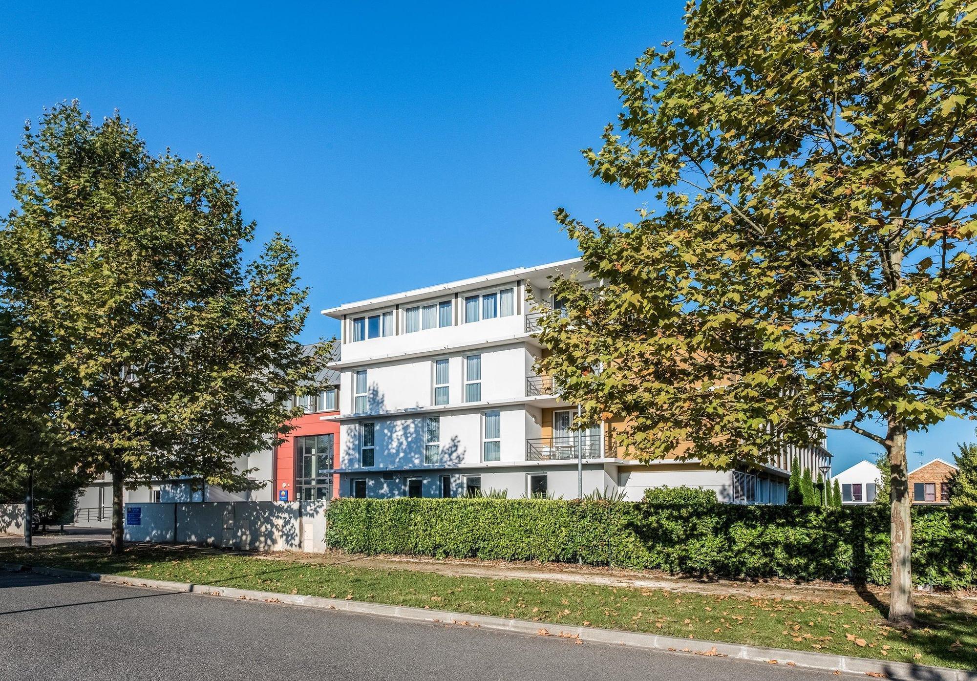 Aparthotel Comfort Pau Idron